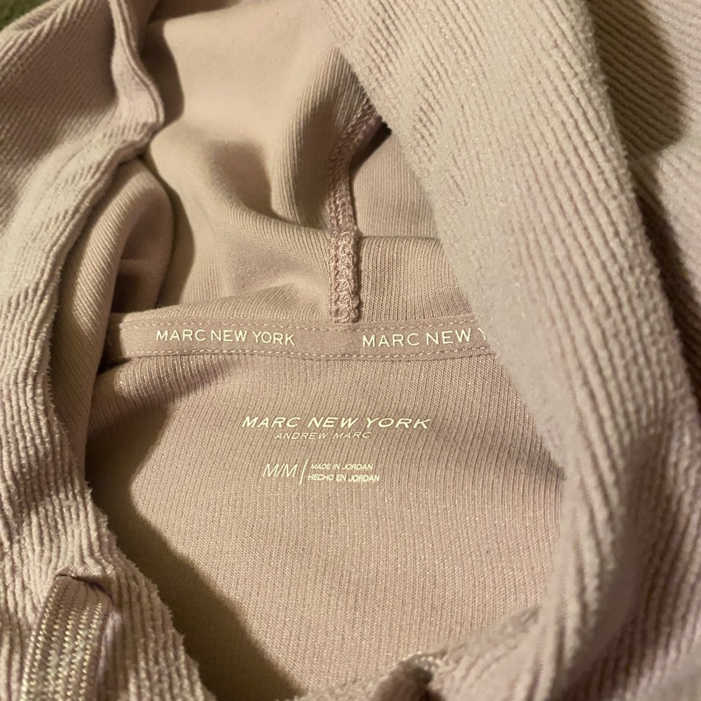 Marc New York mauve hoodie like new